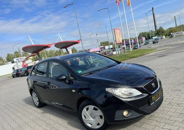 Seat Ibiza cena 19900 przebieg: 183000, rok produkcji 2010 z Mikołajki małe 379
